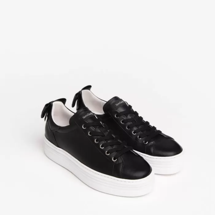 NeroGiardini Trainers- Trainers With Bow Black